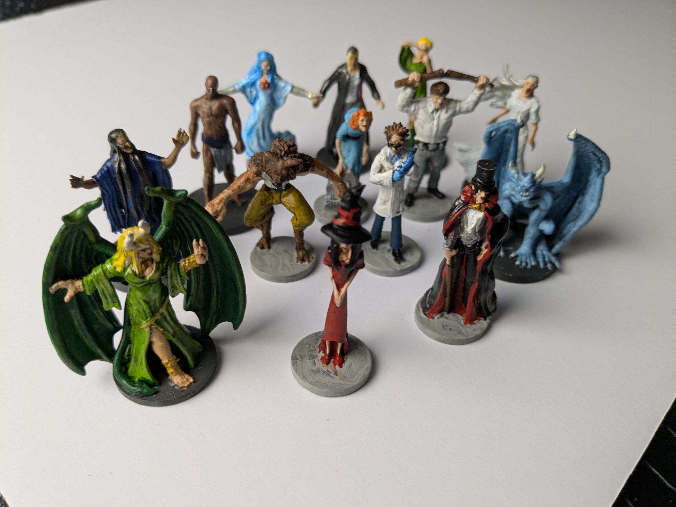 Gathering Gloom: All 14 character figures, painted